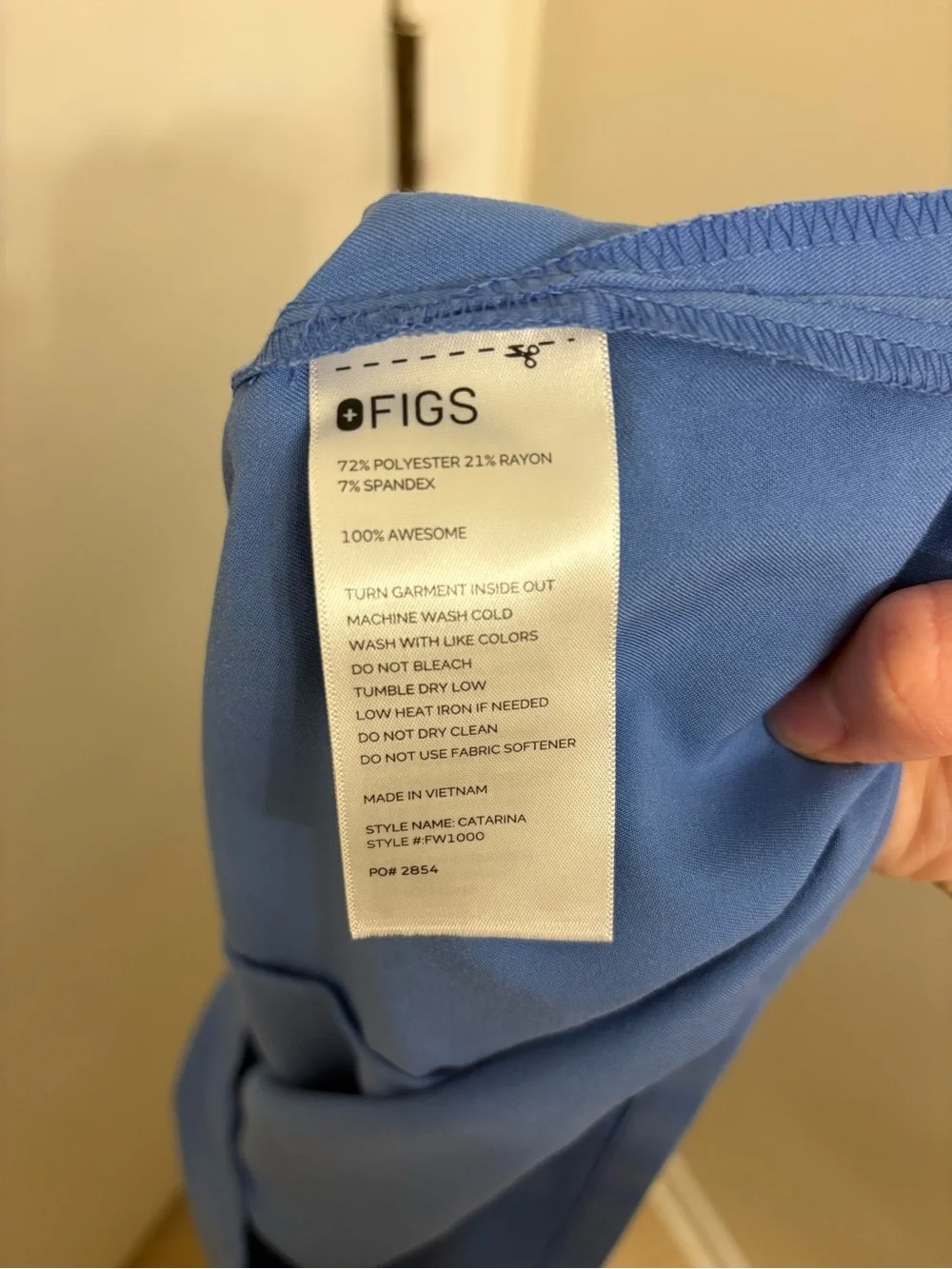 FIGS Catarina One-Pocket Scrub Top Blue Women’s Size Medium